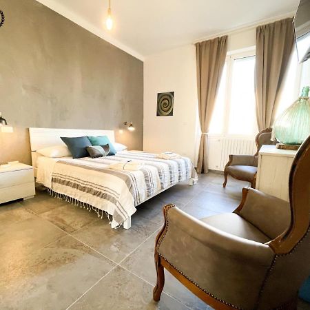 4 Balconi Rooms-Elements B&B Lecce Kültér fotó