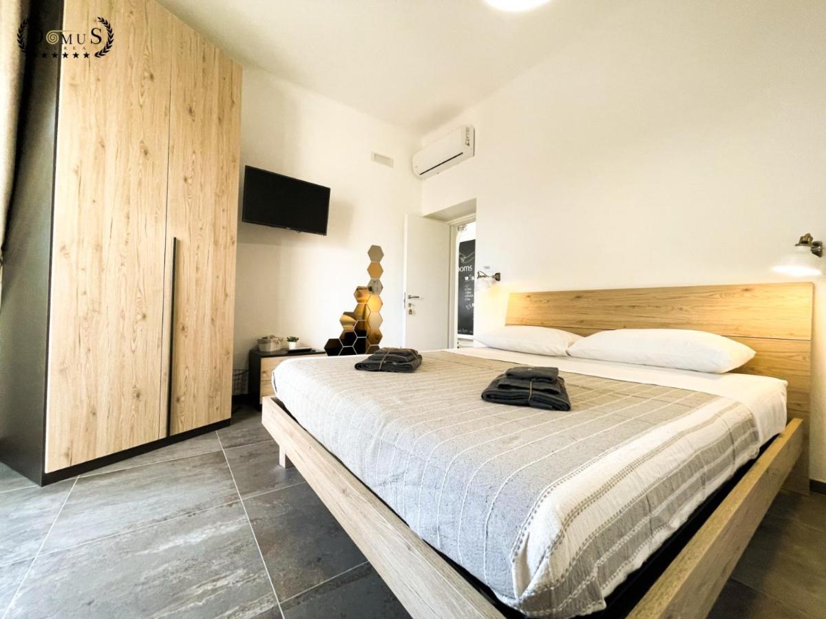 4 Balconi Rooms-Elements B&B Lecce Kültér fotó